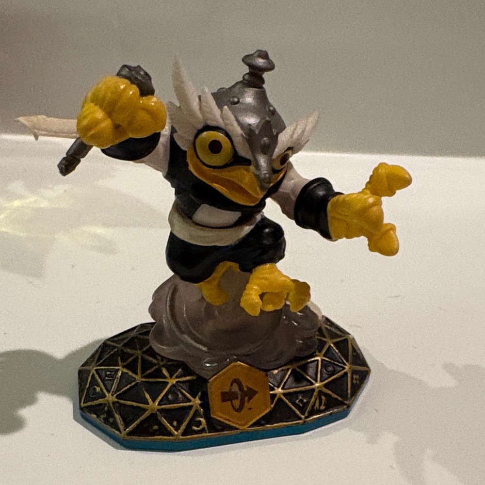 Enchanted Hoot Loop figure from the video game Skylanders: Swap Force